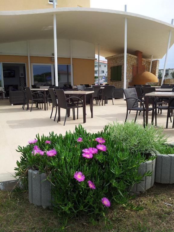 & Restaurant Condura Croatica Nin-sabunike *